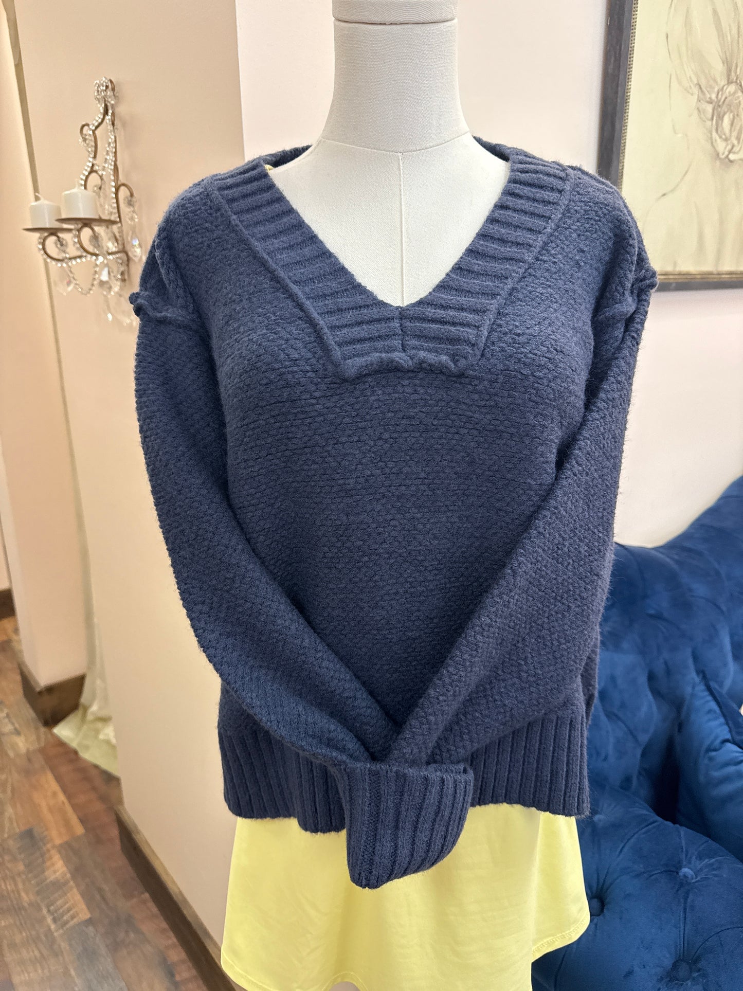 Raw Edges V-Neck Knit Sweater Navy