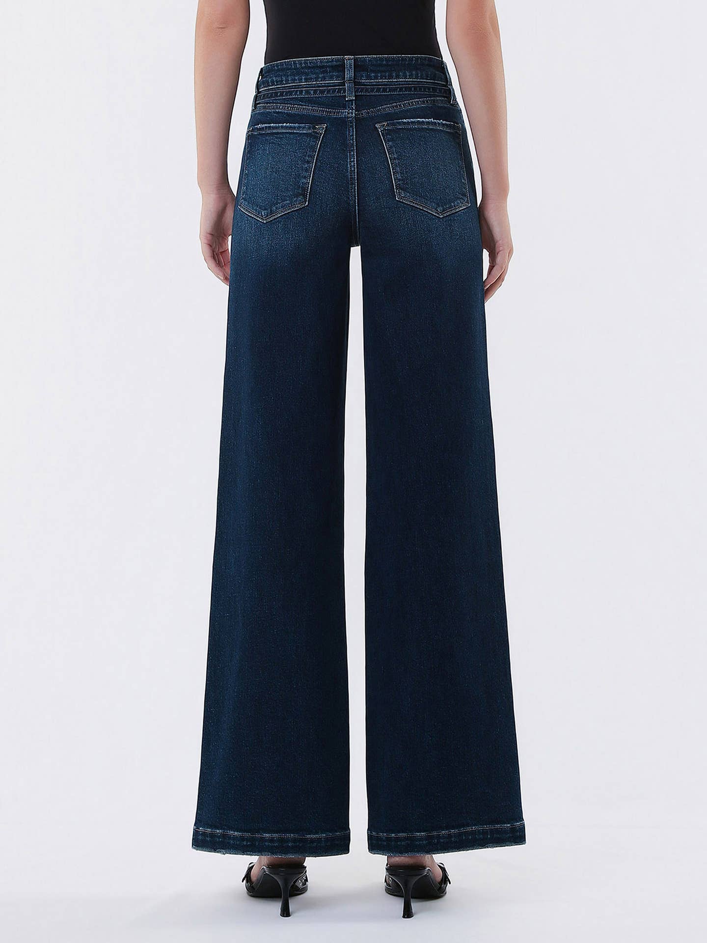 Astonishment Dark Wash Jean