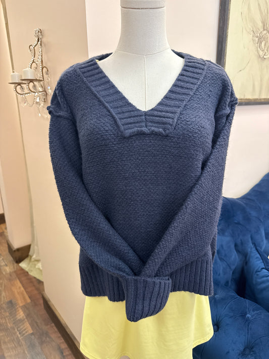 Raw Edges V-Neck Knit Sweater Navy