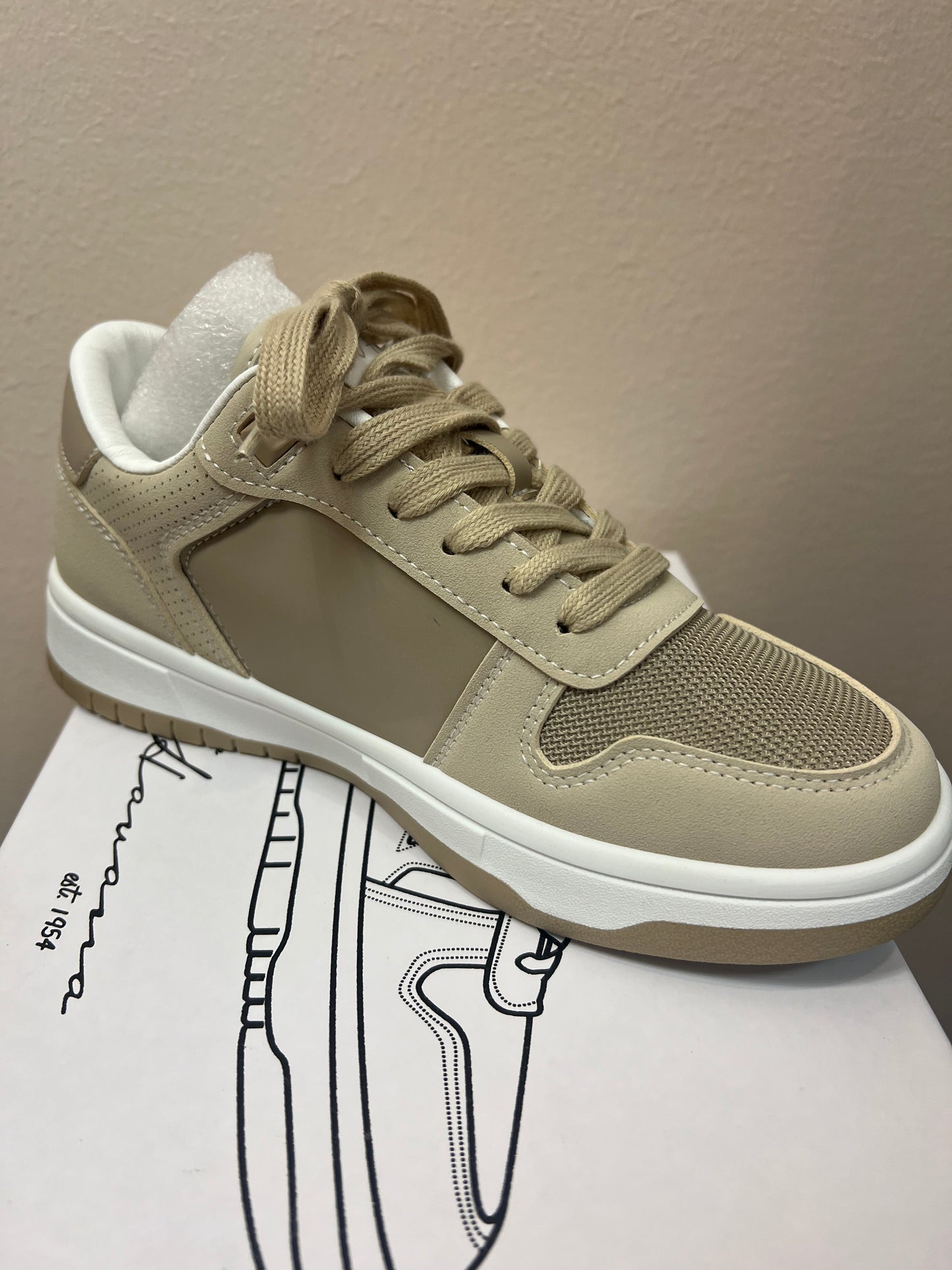 Beige Low Top Sneaker