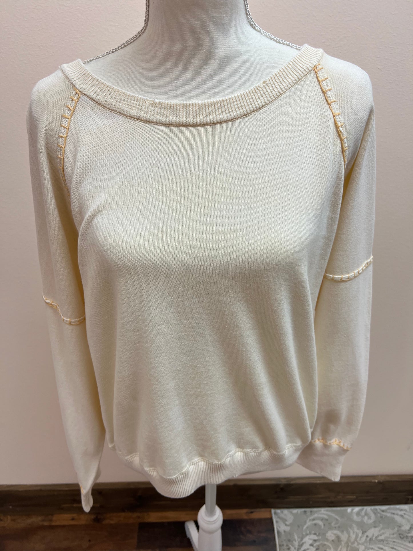 Cream Pullover