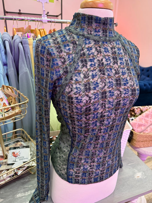 Lyric LS Top