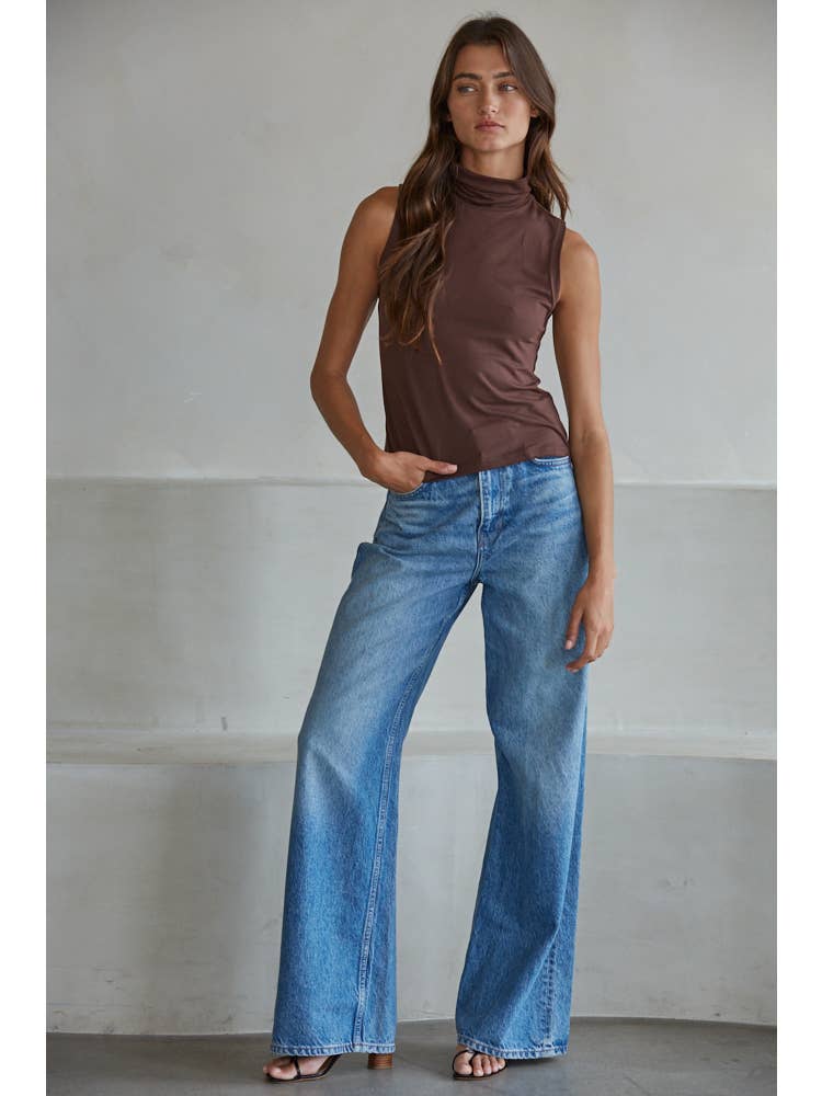 Inza Sleeveless Turtleneck